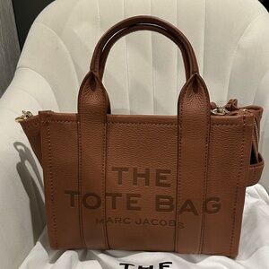Marc Jacobs Tan Leather Tote